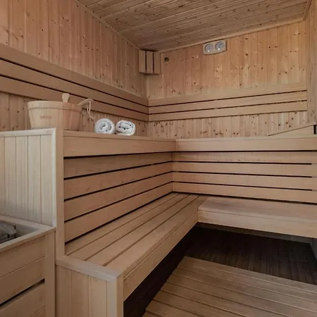 Stunning In With Sauna